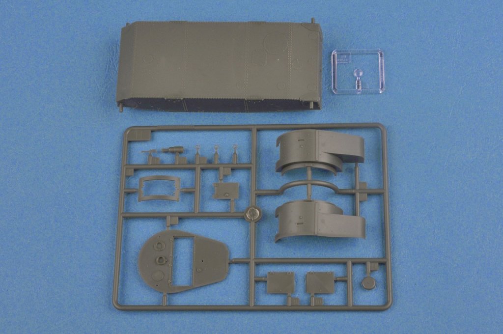 Hobby Boss 82497 Soviet T-26 Light Infantry Tank Mod.1938 1/35 – immagine 5
