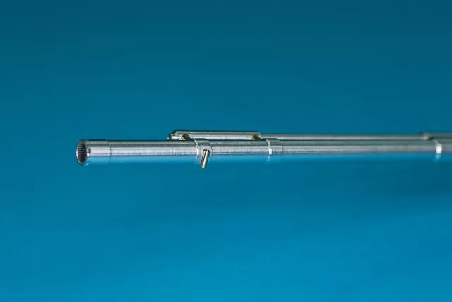 RB Model 35B110 BMP-3 Armament 30mm 2A72, 100mm 2A70, 3 x 7.62 PKT mg 1/35 – Bild 5