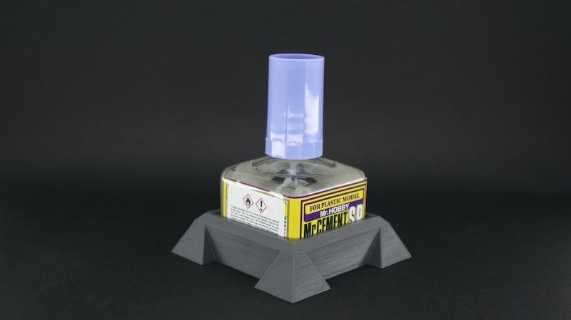 Porte-bouteille de colle Ultimate Modeling Products UMP086 (pour Mr Hobby) - Unité
