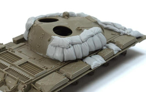 Panzer Art RE35-309 T-55 avec blindage de sacs de sable 1/35 – image 2