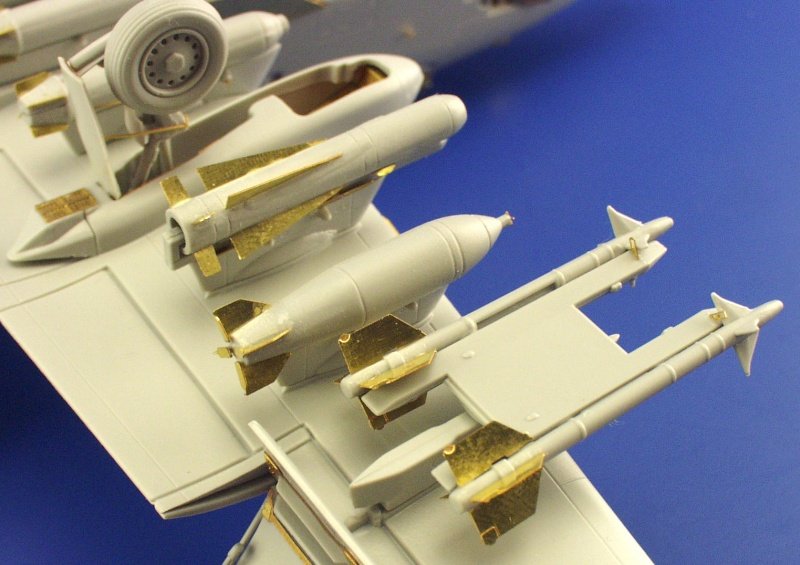 Eduard 72440 A-10 armament 1/72 ITALERI, REVELL – zdjęcie 3