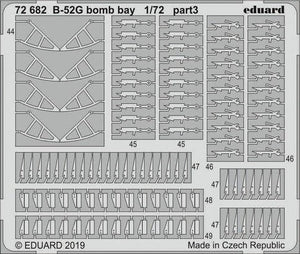 Eduard 72682 B-52G bomb bay 1/72 MODELCOLLECT – image 3
