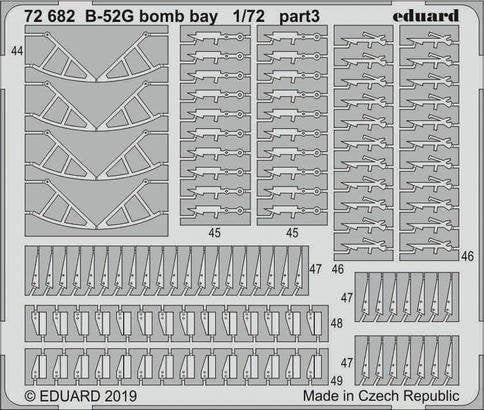 Eduard 72682 B-52G bomb bay 1/72 MODELCOLLECT – image 3