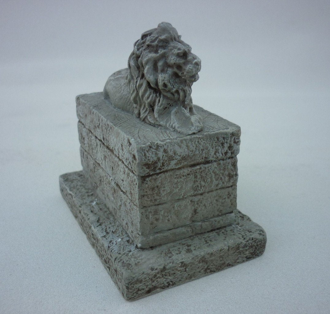 RT-Diorama 35183 Lion Statue 1/35 – imagen 3