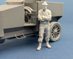 Copper State Models F35-033 French marine armoured car standing crewman 1/35 – imagen 2