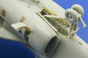 Eduard 48681 EA-6B undercarriage 1/48 Kinetic – imagen 2