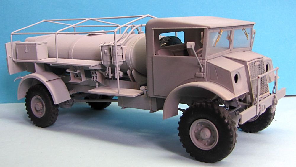 Mirror Models 35165 CMP CHEVROLET C60L WATER TRUCK 1/35 – Bild 3