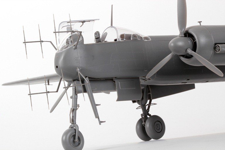 Revell 04666 Heinkel He 219 A-7 (A-5/A-2 Late) Uhu 1/32 – Bild 3