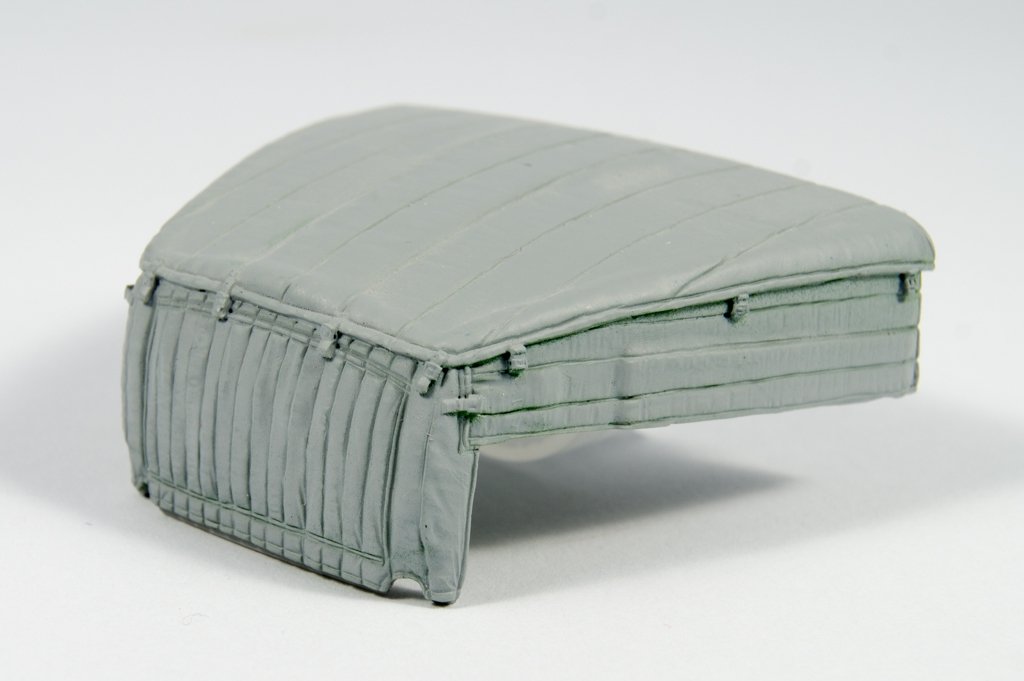 Panzer Art RE35-366 URAL 4320 engine deck with canvas cover 1/35 – imagen 3