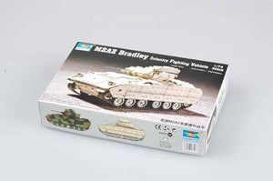 Trumpeter 07296 M2A2 Bradley Fighting Vehicle 1/72 – Bild 2