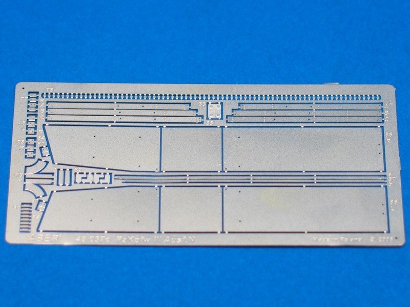 Aber 48037 Pz. Kpfw.III, Ausf.N (Sd.Kfz.141/2) Tamiya 1/48 – immagine 8