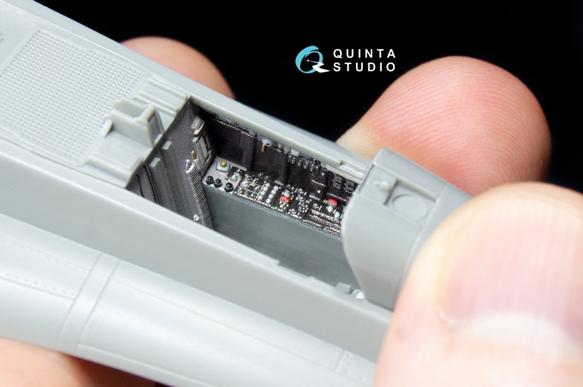 Quinta Studio QD48040 F/A-18С (late) 3D-Printed &amp;amp; coloured Interior on decal paper (for Kinetic) 1/48 – immagine 4