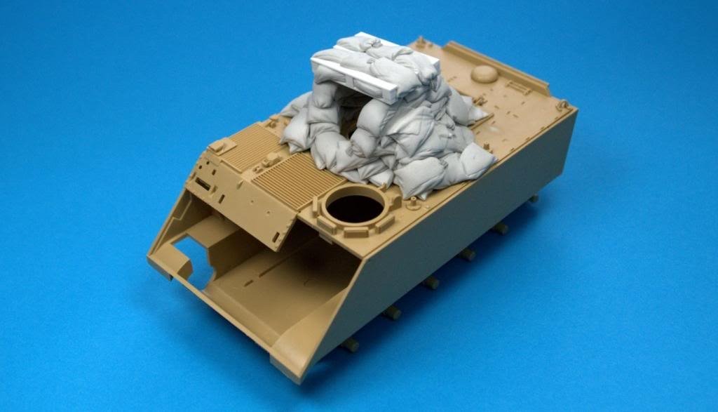 Panzer Art RE35-232 Blindage sable pour véhicule blindé de transport de troupes M113 de Tsahal (version lourde) 1/35 – image 4