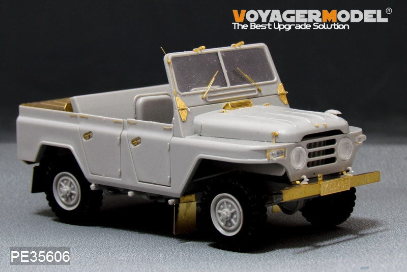 Jeep militaire Voyager Model PE35606 PLA BJ212 pour TRUMPETER 1/35 – image 4