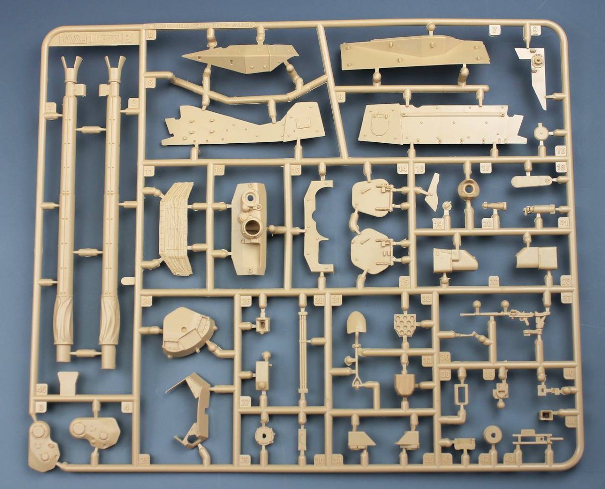 Tiger Model 4665 T-40 NEXTER 1/35 – imagen 11