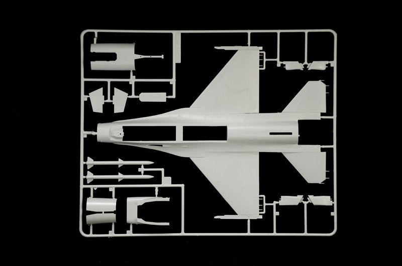 Italeri 2786 F-16 A Fighting Falcon 1/48 – immagine 3