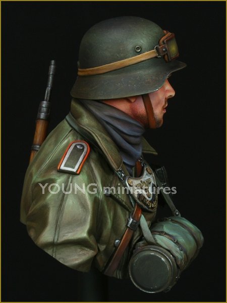Young Miniatures YM1819 German Feldgendarmerie WWII 1/10 – imagen 2