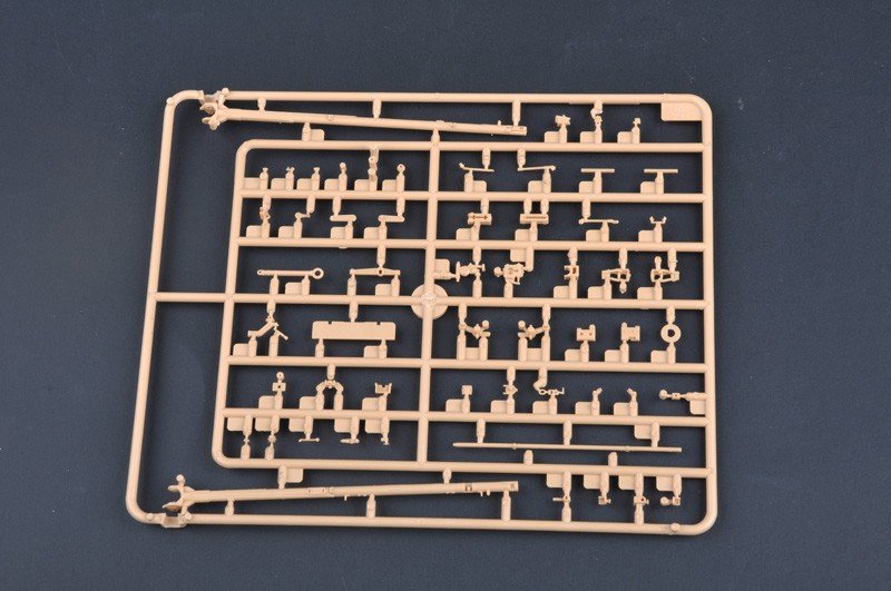 Trumpeter 02339 Soviet 85mm D-44 Divisional Gun 1/35 – Bild 10