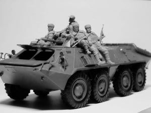 ICM 35637 Soviet Armored Carrier Riders (1979-1991) 1/35 – image 3