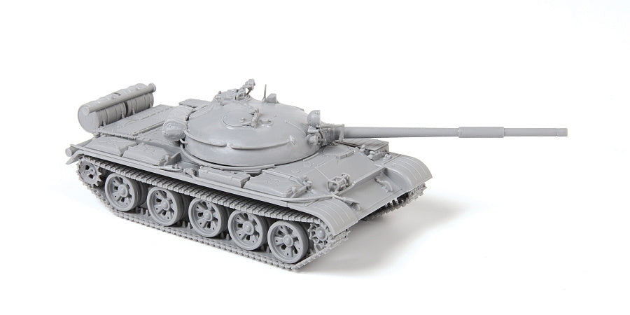 Zvezda 5077 Soviet main battle tank T-621/72 – immagine 2