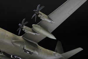 Zvezda 7325 American Military Transport Plane C-130J 1/72 – Bild 4