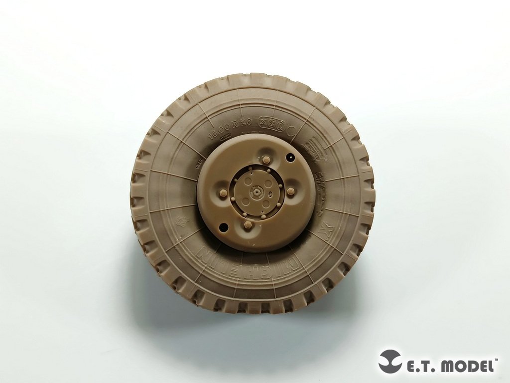 E.T. Model P35-126 Modern U.S. M1070 Truck Tractor Sagged Wheels for Hobby Boss kit 1/35 – Bild 4