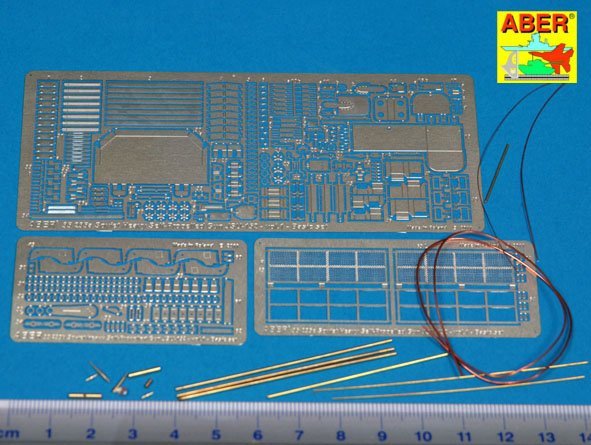 Aber 35235 Soviet heavy self-propelled gun JSU-152 - vol.1 - basic set 1/35 – Bild 2
