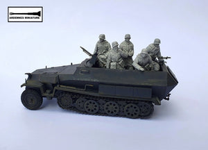 Ardennes Miniature 35022 GERMAN SOLDIER 1944 1/35 – imagen 5