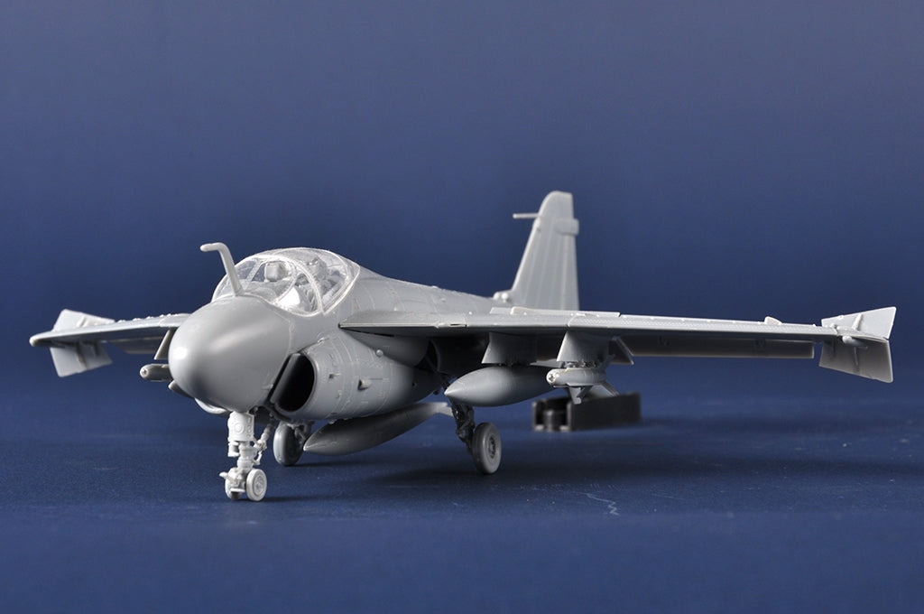 Trumpeter 01640 Grumman A-6A/E Intruder 1/72 – Bild 7