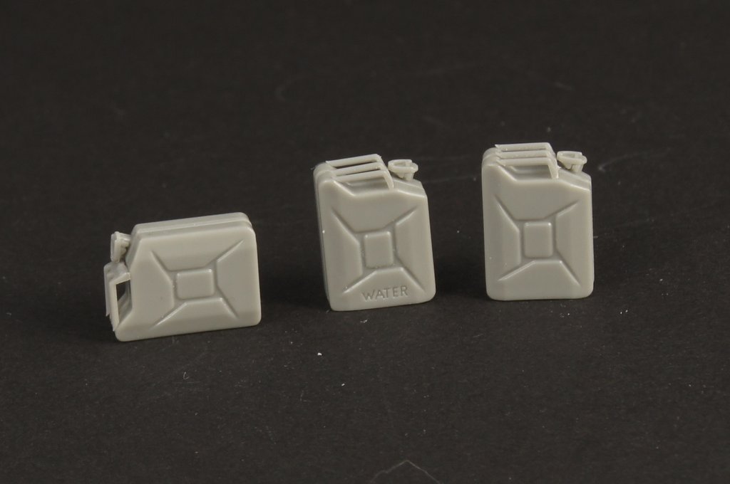 Panzer Art RE35-302 WWII British 20l canisters late pattern (12pcs) 1/35 – Bild 2