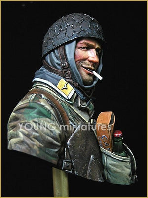 Young Miniatures YM1828 German Fallschirmjager Ardennes 1944 1/10 – image 2