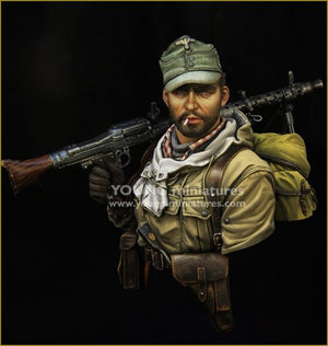 Young Miniatures YM1860 SS GEBIRGSJAGER WWII 1/10 – immagine 2