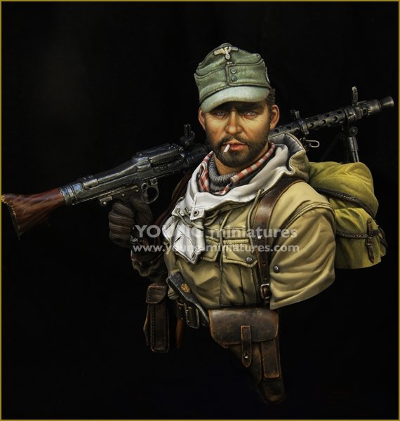 Young Miniatures YM1860 SS GEBIRGSJAGER WWII 1/10 – immagine 2