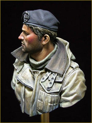 Young Miniatures YM1835 British Tank Crew WWII 1/10 – immagine 2