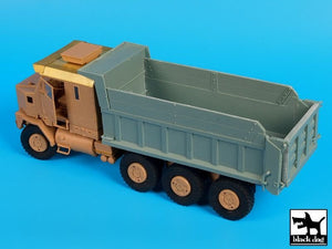 Black Dog T35175 M1070 Het Dump truck conversion set 1/35 – imagen 2