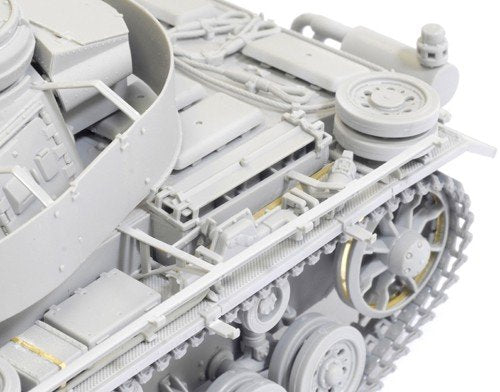 Dragon 6474 Pzkpfw. III Ausf. N w/Schurzen 1/35 – Bild 3