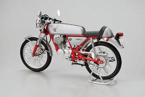 Aoshima 06295 Honda Dream 50 &amp;#39;97 Custom 1/12 – imagen 2