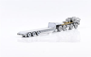 Modelcollect UA72341 German MAN KAT1M1014 8*8 HIGH-Mobility off-road truck with M870A1 semi-trailer 1/72 – Bild 6