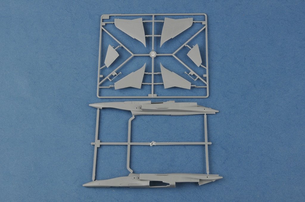 Hobby Boss 87259 Jaguar E – immagine 5