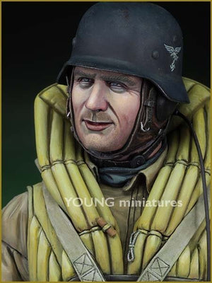 Young Miniatures YM1833 Luftwaffe Bomber Crewman, 1940 1/10 – immagine 7