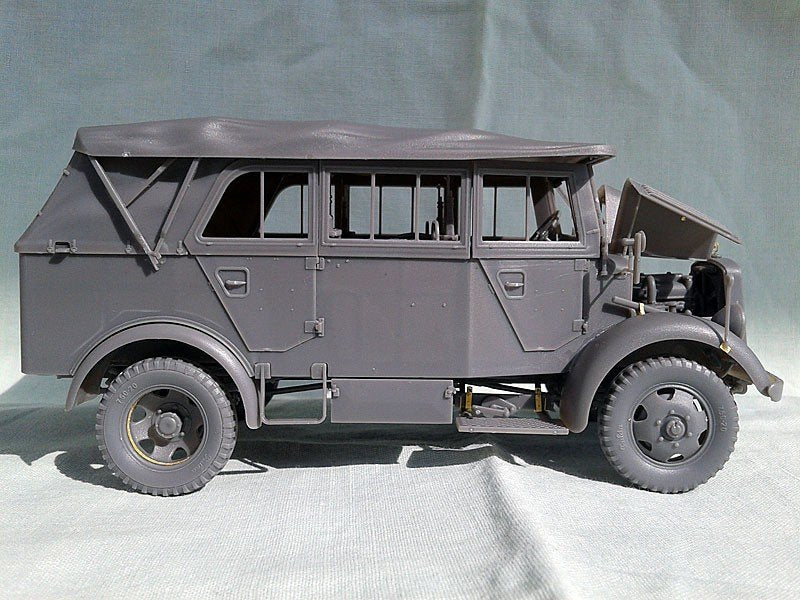 Miniart 35147 L1500A Kfz.70 German Personnel Car 1/35 – immagine 9