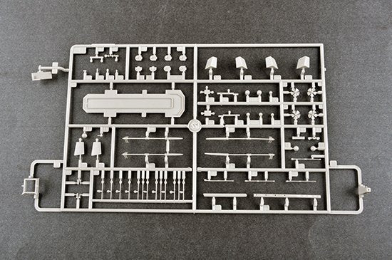 Trumpeter 06725 PLA Navy type 002 Aircraft Carrier 1/700 – image 3