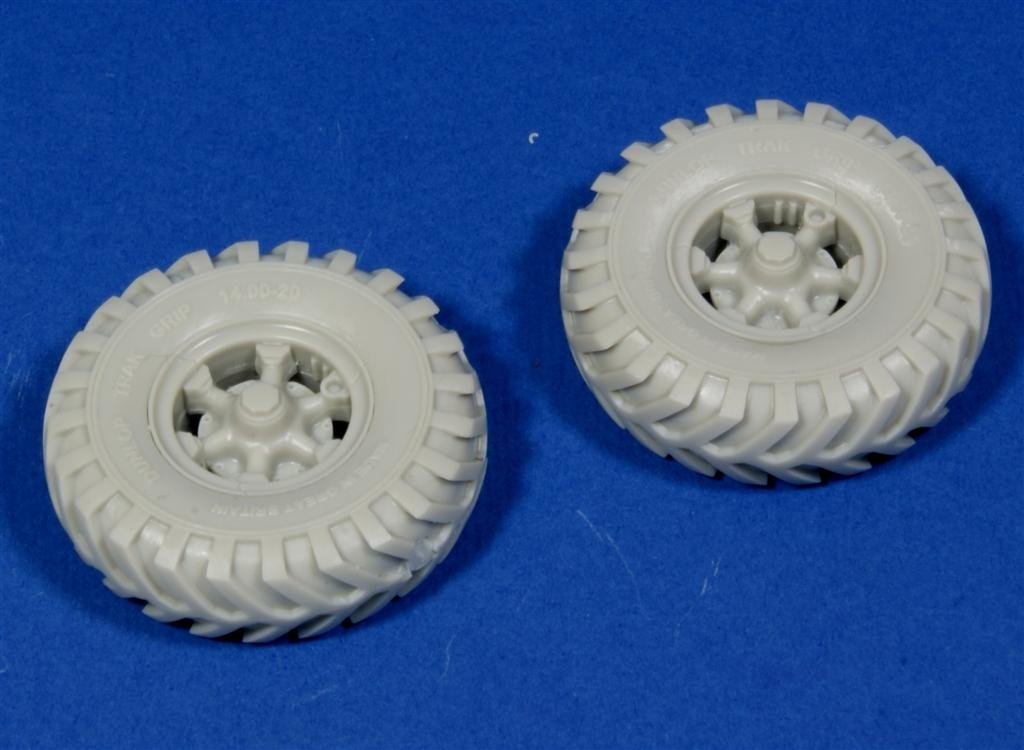 Panzer Art RE35-134 Roues de route pour Sd.Kfz.9 « FAMO » (pneus tout-terrain britanniques) 1/35 – image 2