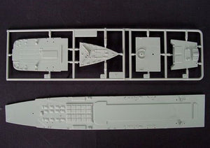 Trumpeter 05710 USSR Navy P. Velikiy Battle Cruiser 1/700 – immagine 4