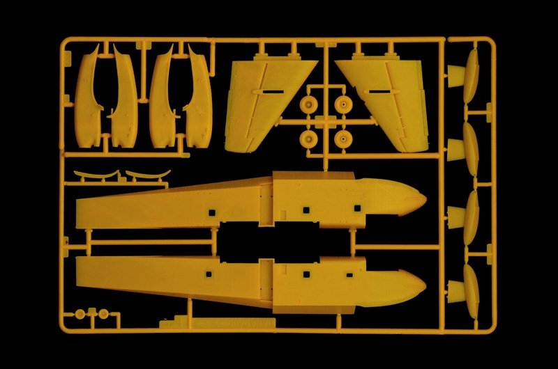 Italeri 1362 CANADAIR CL-415 1/72 – image 3