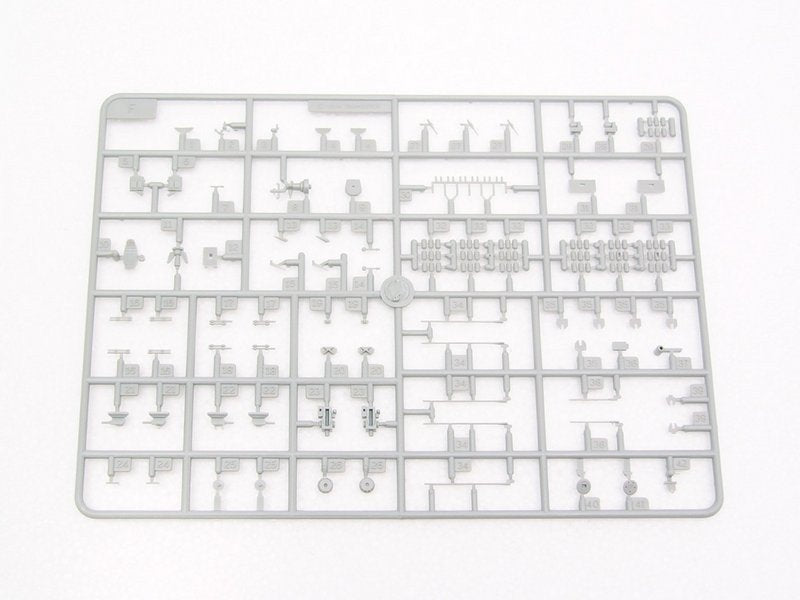 Trumpeter 05606 USSR Admiral Kuznetsov aircraft carrier 1/350 – Bild 20
