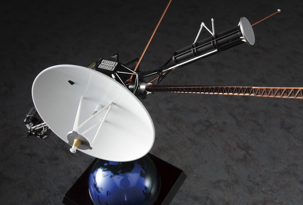 Hasegawa SP635 Unmanned Space Probe Voyager w/ Mission Emblem Patch 1/48 – image 5