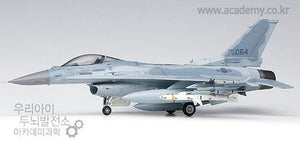 Academy 12418 KF-16C Fighting Falcon 1/72 – Bild 2