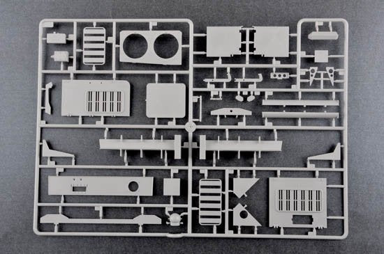 Trumpeter 00920 Char moyen allemand Pzkpfw IV Ausf.H 1/16 – image 16