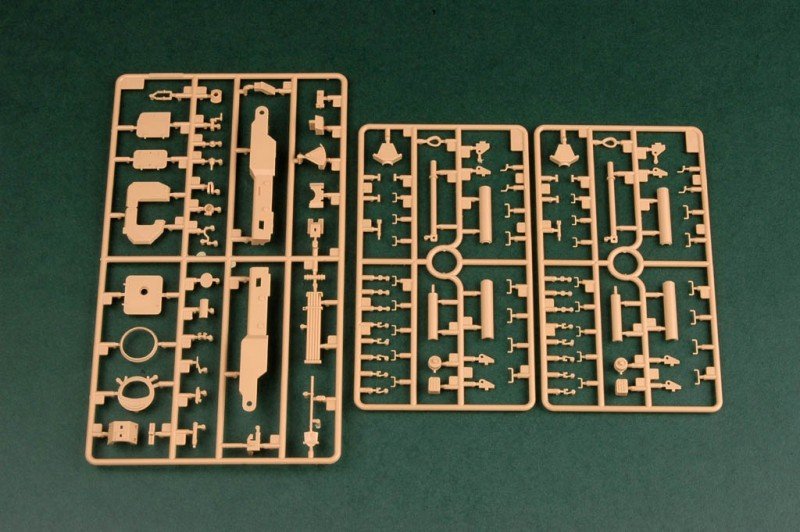 Hobby Boss 85501 152mm ShkH DANA vz.77 1/35 – image 7